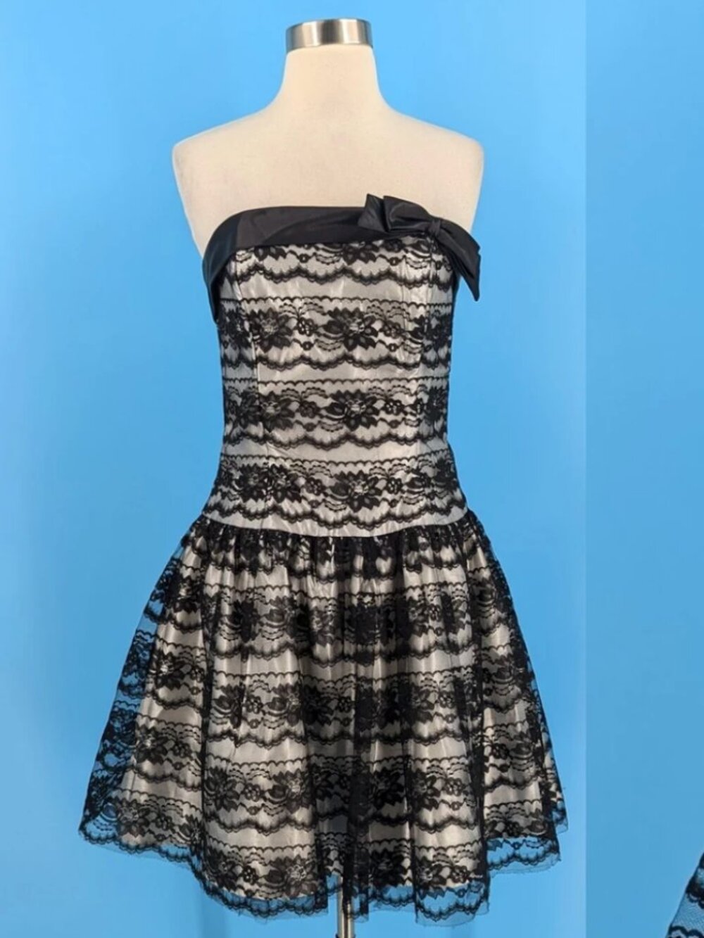 Jessica McClintoch Black Lace on White Satin Bodice w. Bow MIni Dress junior's 3